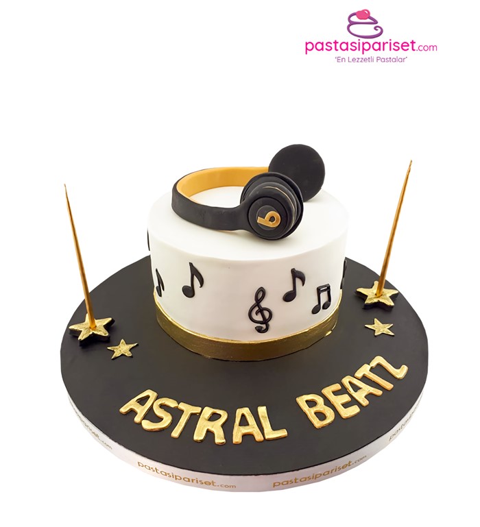 müzisyen, hobi, yetenek, genç, dj pastası, kulaklıklı pasta